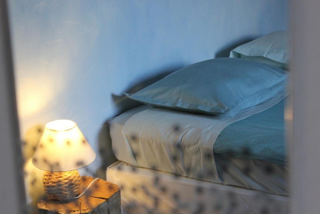 La Bicyclette Fleurie Bed and Breakfast Villemoirieu Habitación foto