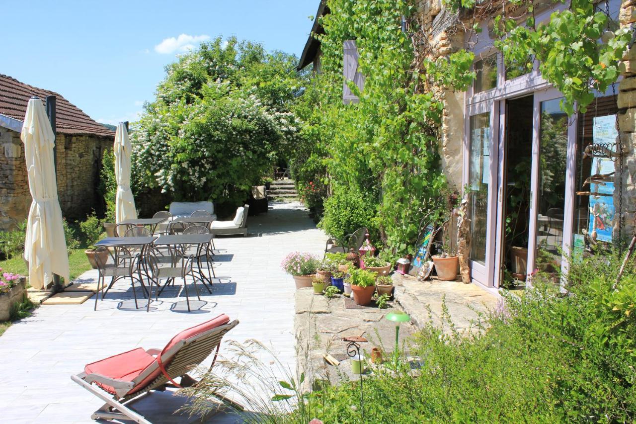 La Bicyclette Fleurie Bed and Breakfast Villemoirieu Exterior foto